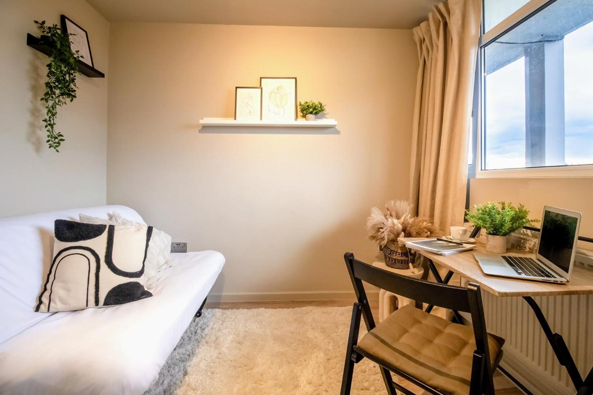 2 Bedrooms Close To Limehouse Station Londres